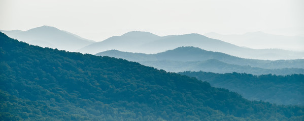 一城山水一场空原唱是谁 不过是一城山水一场空